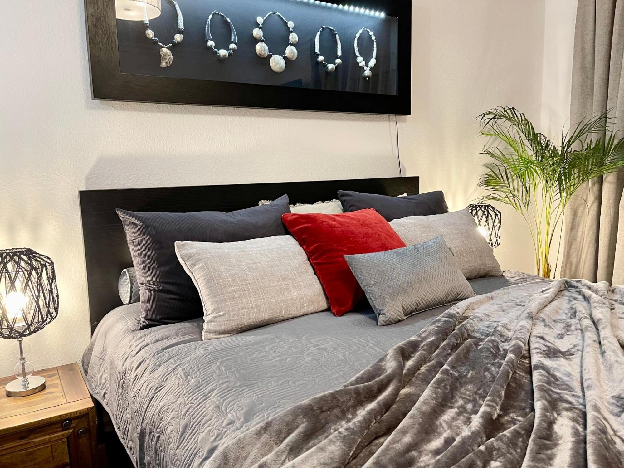 וופרטל Tunnel Apartment - Nordbahntrasse, Kontaktloser Self-Check-In, Netflix מראה חיצוני תמונה