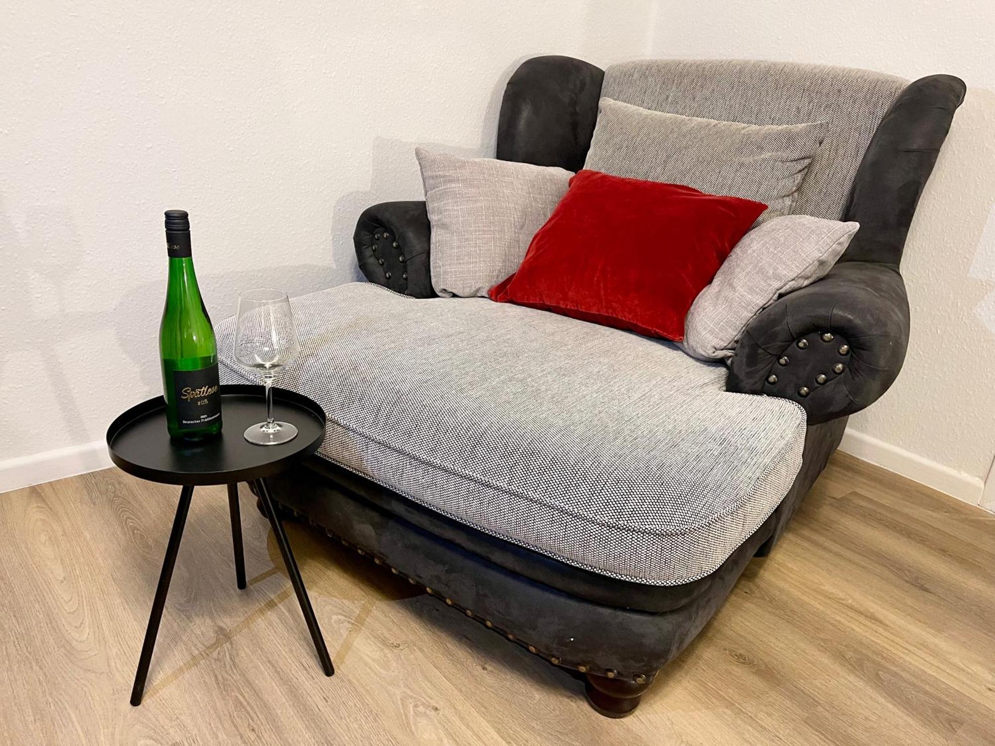 וופרטל Tunnel Apartment - Nordbahntrasse, Kontaktloser Self-Check-In, Netflix מראה חיצוני תמונה